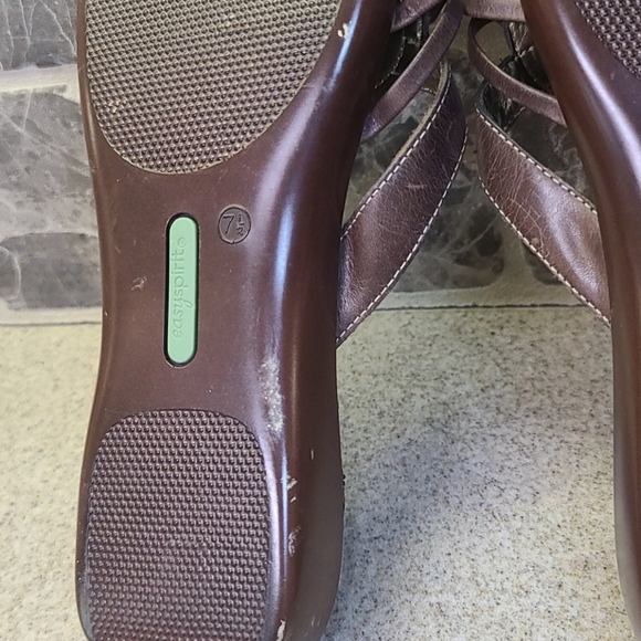 EASYSPIRIT SIZE 7 1/2 M BROWN/ GOLD - Picture 9 of 11